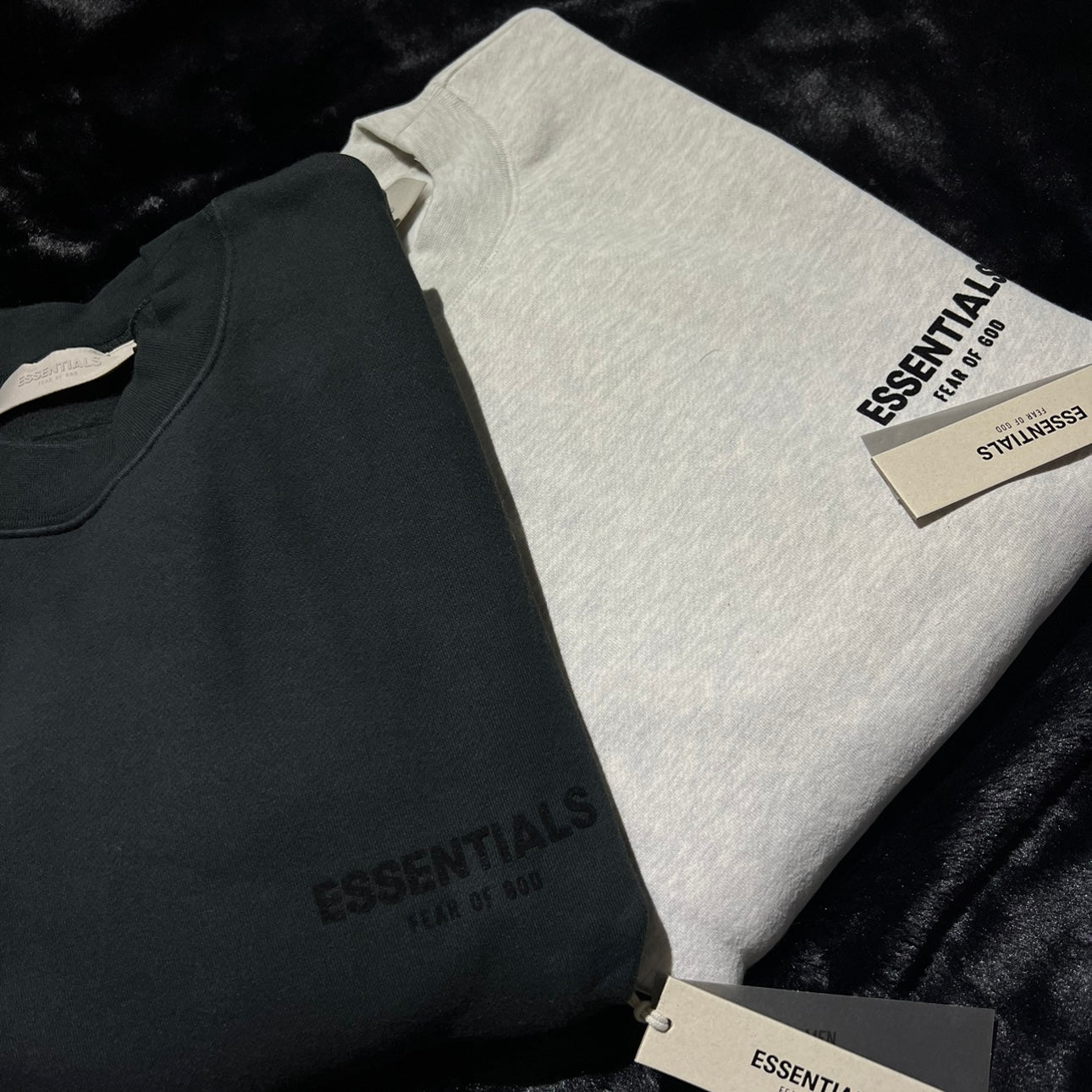 Essentials 22SS Front and rear flocked logo University T