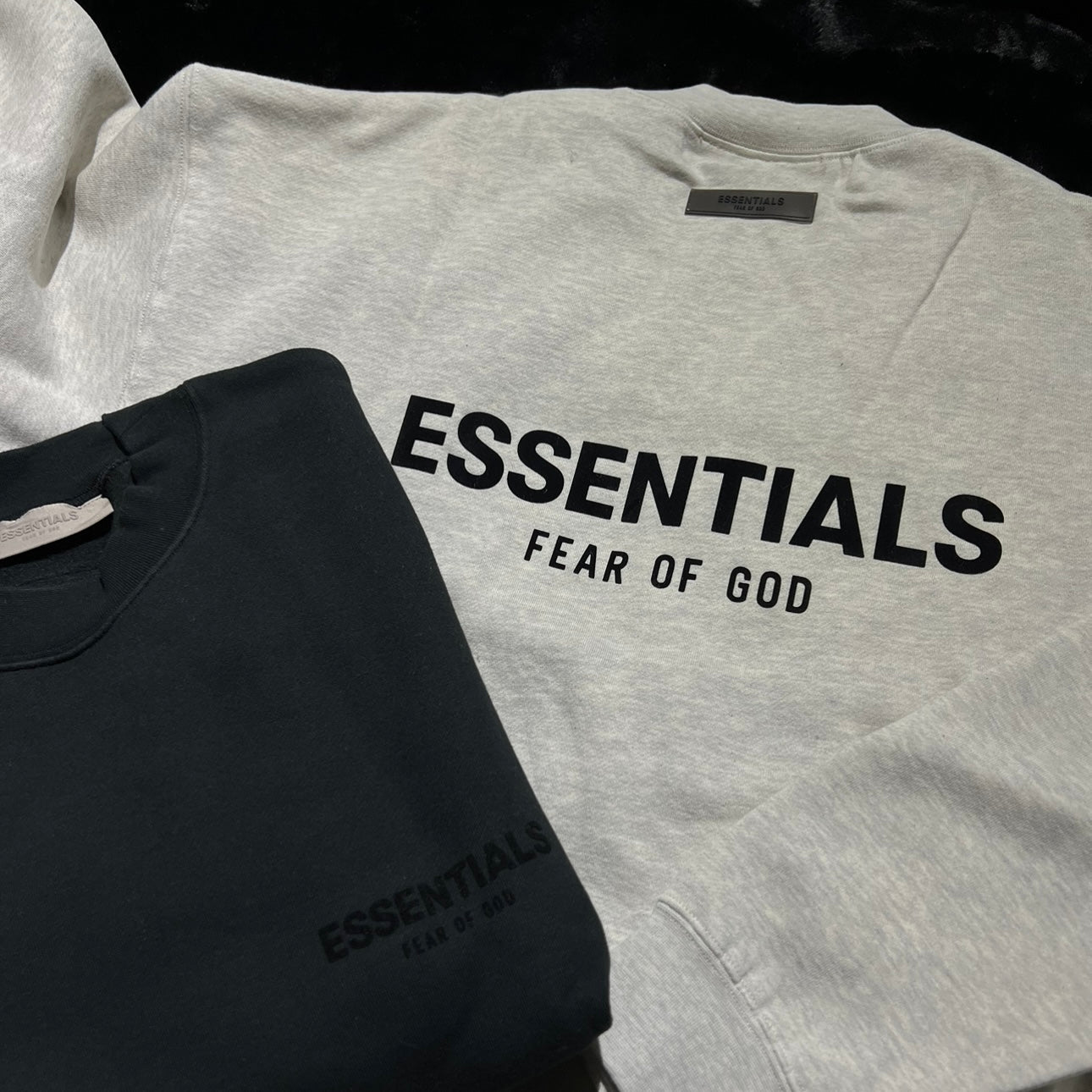 Essentials 22SS Front and rear flocked logo University T