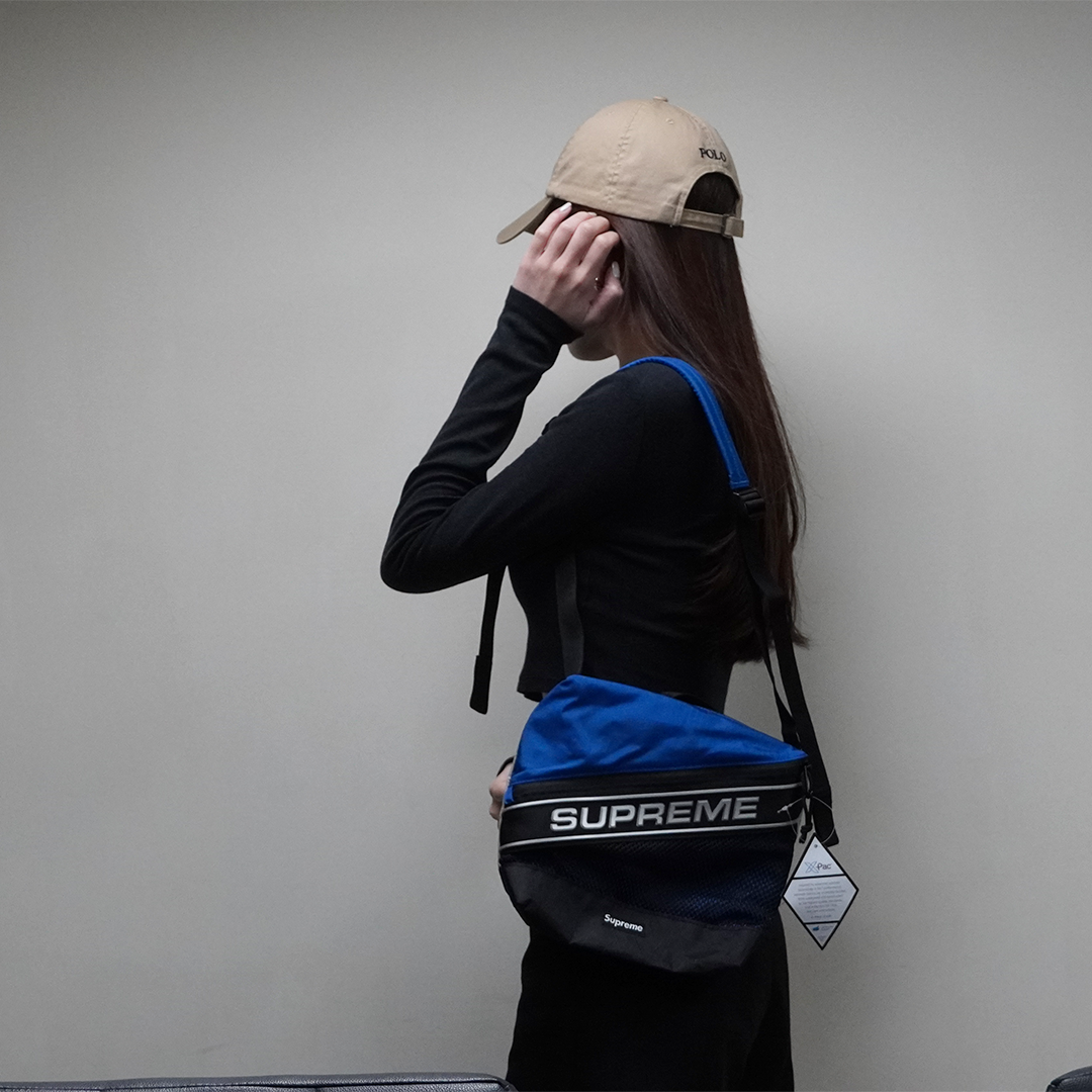 Supreme 23FW season opening shoulder bag