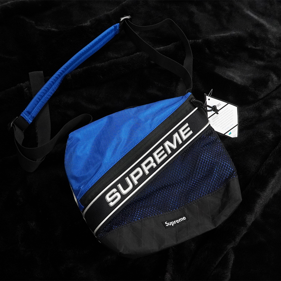 Supreme 23FW season opening shoulder bag – 𝙋_𝘼𝙍𝙀𝘼_