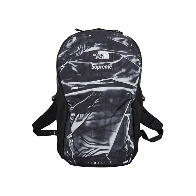 Supreme x The North Face joint backpack